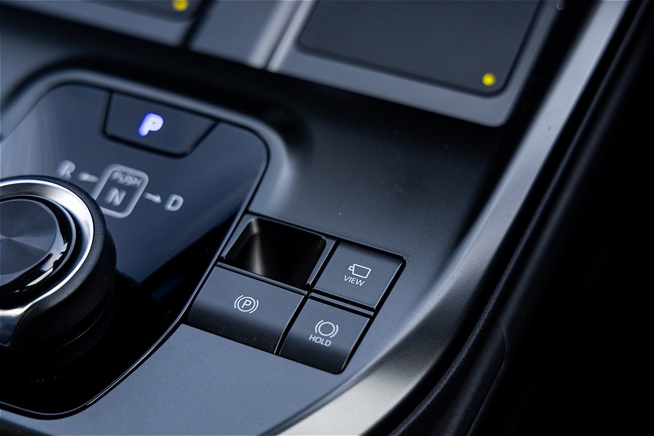 2026年4月上旬に正式発表予定、スバル新型BEV「トレイルシーカー」のプロトタイプ（写真：三木 宏章）