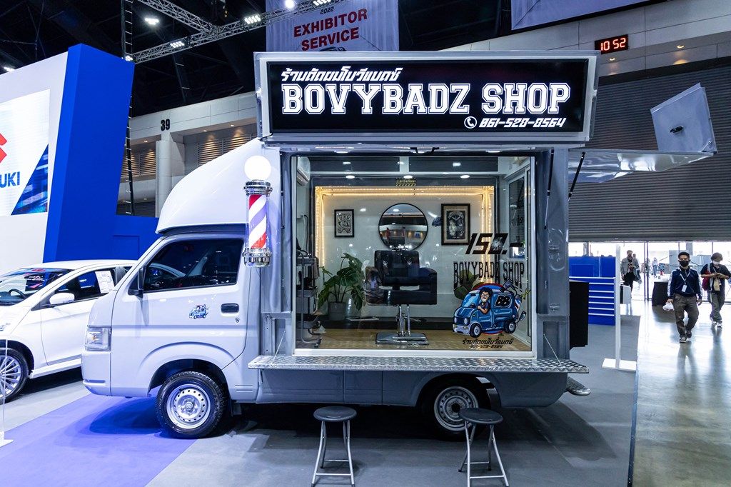 バンコク・インターナショナル・オートサロン2022の会場内（筆者撮影）