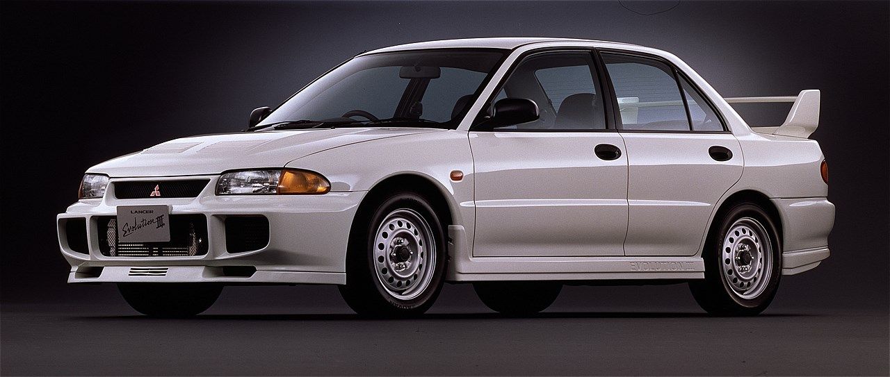 三菱「ランサーエボリューションⅢ」（写真：三菱自動車）