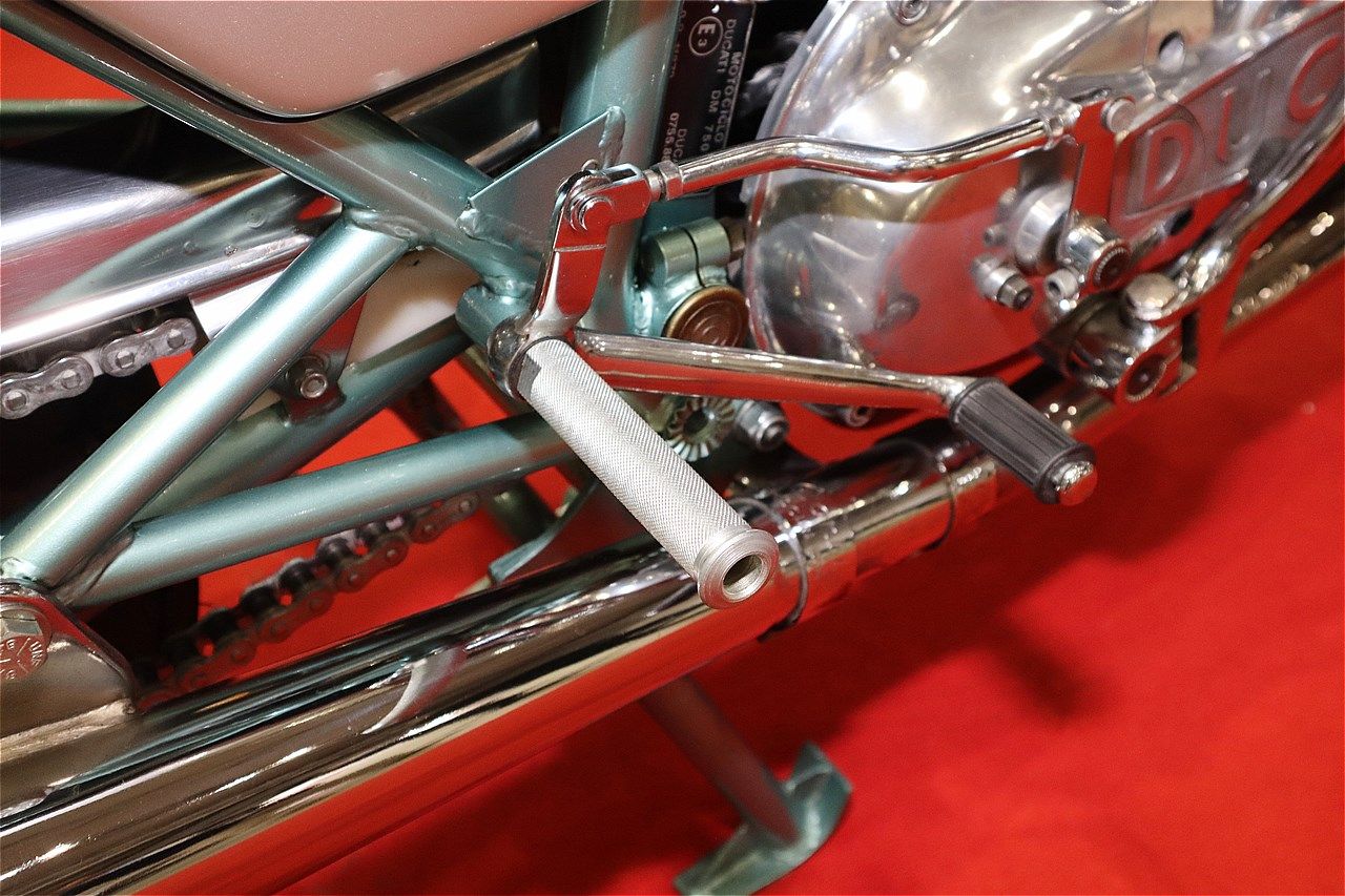 ドゥカティの1974年式「750スーパースポーツ」（筆者撮影）