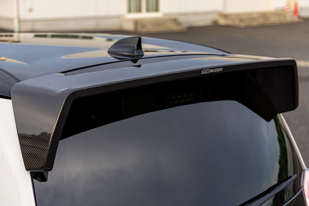 無限パーツを装着したホンダ「Super-ONE」（写真：三木 宏章）