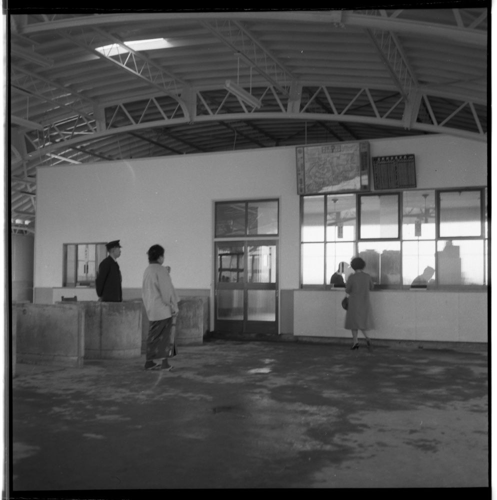 1959年当時の上福岡駅事務室（写真：東武博物館）