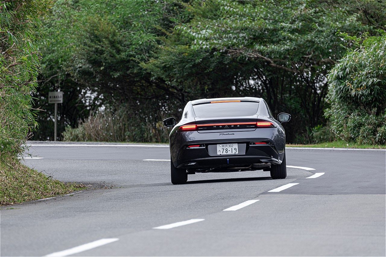 ホンダの新型「プレリュード」（写真：三木 宏章）