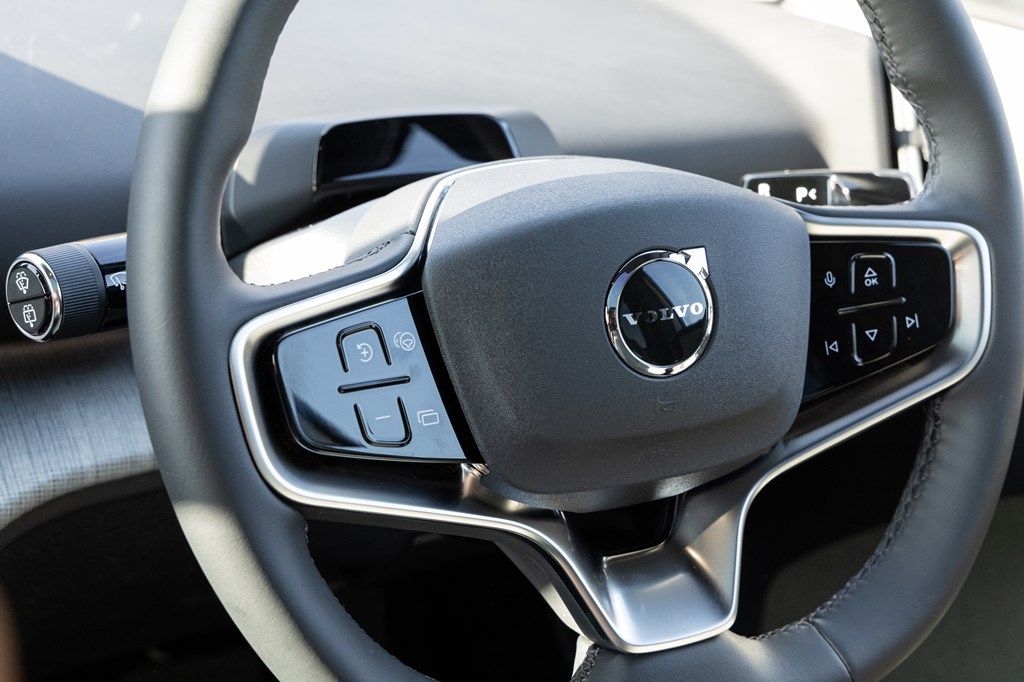 ボルボ「EX30 Cross Country」（写真：三木 宏章）