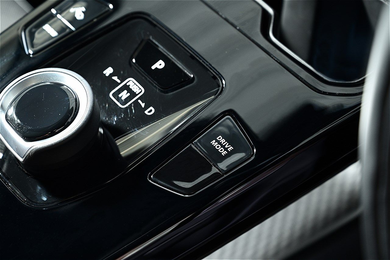スズキの新型「eビターラ プロトタイプ」（写真：スズキ）