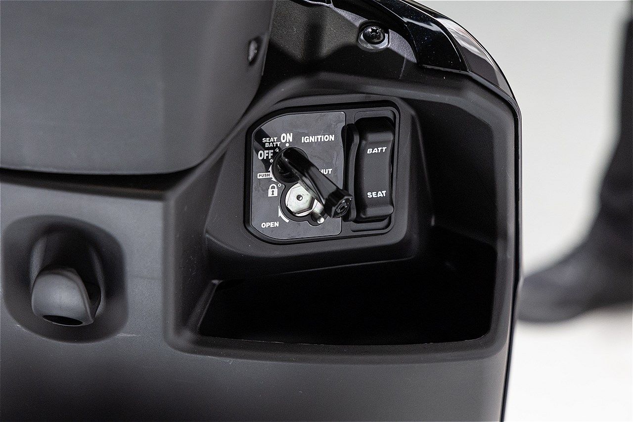 原付一種のホンダ新型電動スクーター｢アイコンe:｣（写真：三木 宏章）