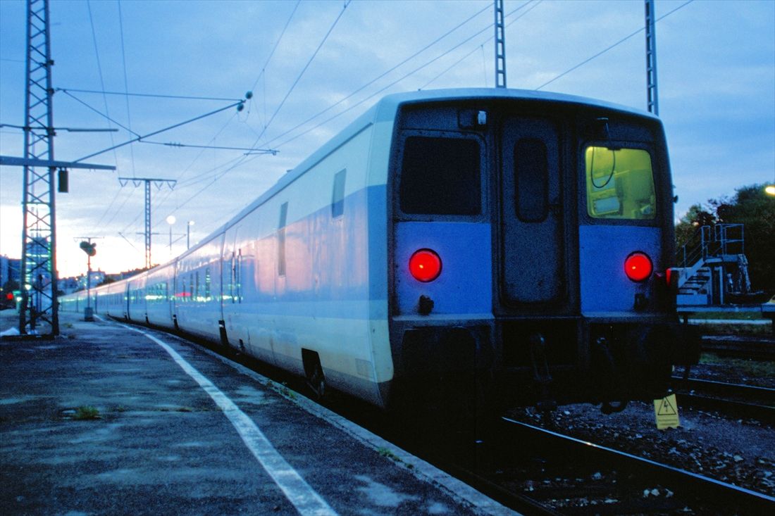 かつてドイツ鉄道が運行していたICN（インターシティナイト）用のタルゴ客車＝2009年（撮影：橋爪智之）