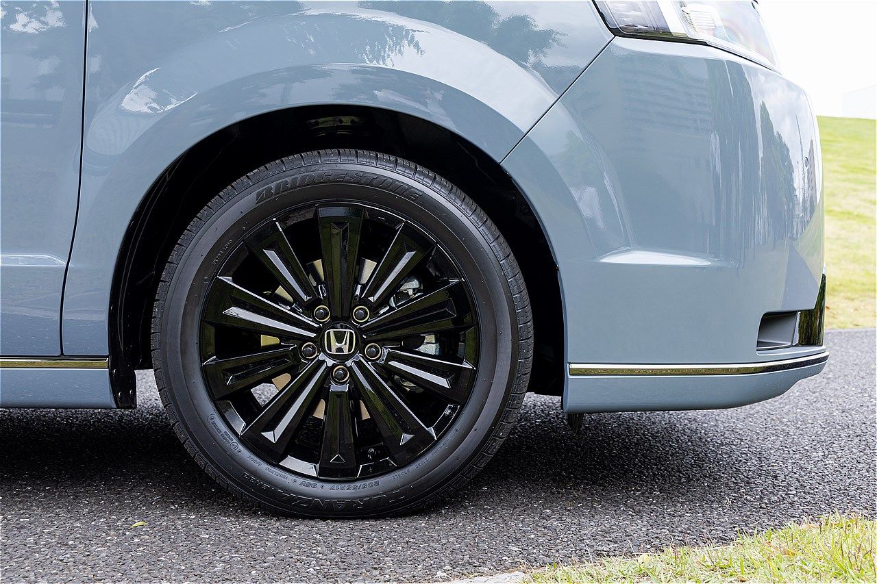 ホンダ「ステップワゴン e：HEV スパーダ  プレミアムライン ブラック エディション」（写真：三木 宏章）
