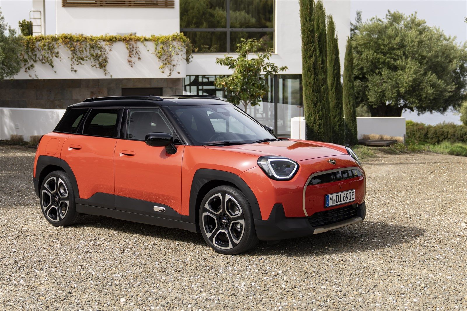 ミニ・エースマン（写真：BMW）