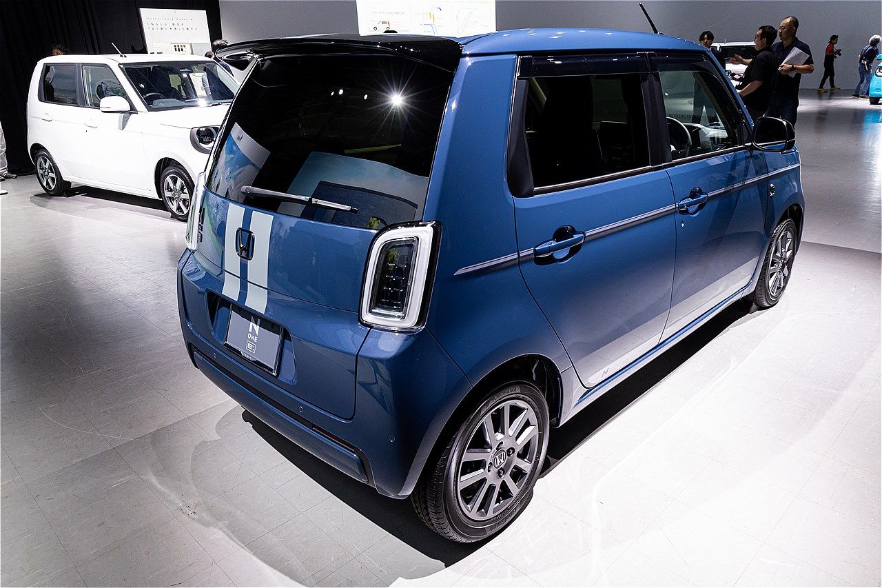 ホンダの新型軽自動車EV「N-ONE e:」（写真：三木 宏章）