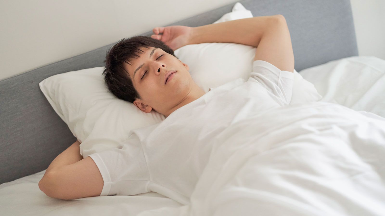 寝る前に厳禁｢眠りの質を下げる｣悪習慣3つ 睡眠不足で頭が回らず残業が増える悪循環にNO | 健康 | 東洋経済オンライン
