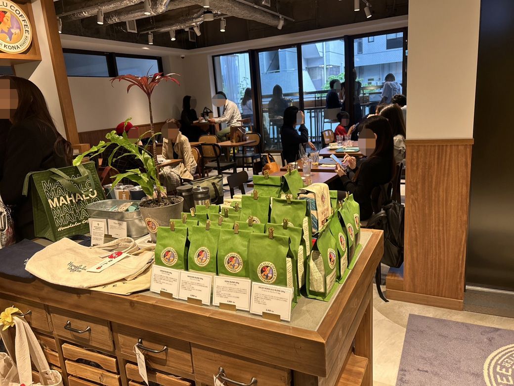 麻布十番店の内観（写真：筆者撮影）