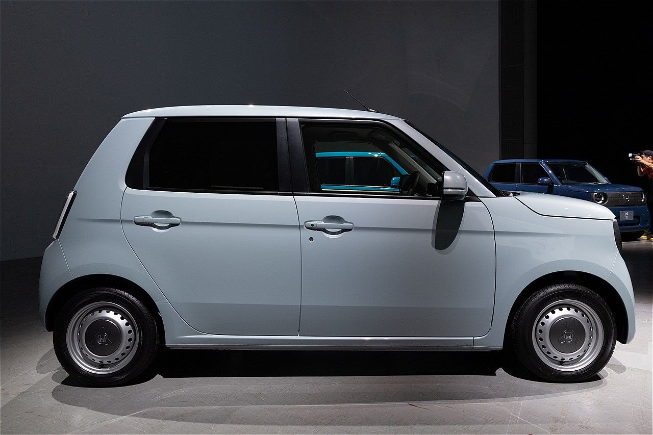 ホンダの新型軽自動車EV「N-ONE e:」（写真：三木 宏章）