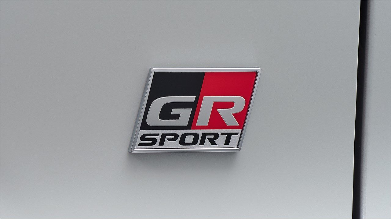 トヨタ「カローラ クロスGR SPORT」（写真：トヨタ自動車）