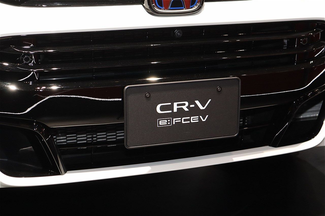 ホンダの「CR-V e:FCEV」（筆者撮影）