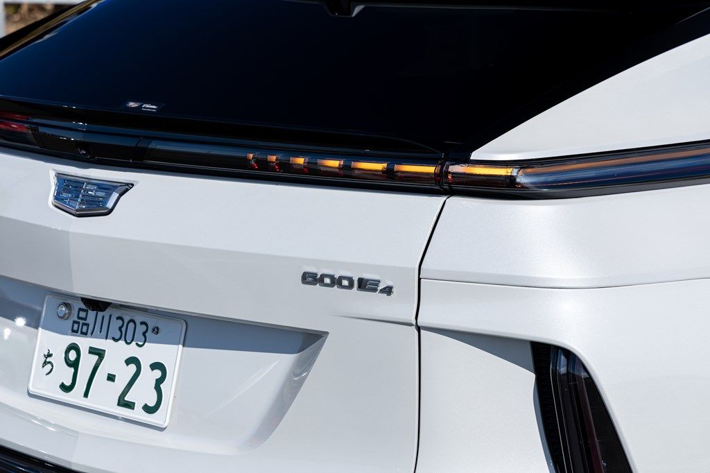 キャデラック「リリック スポーツ」（写真：三木 宏章）