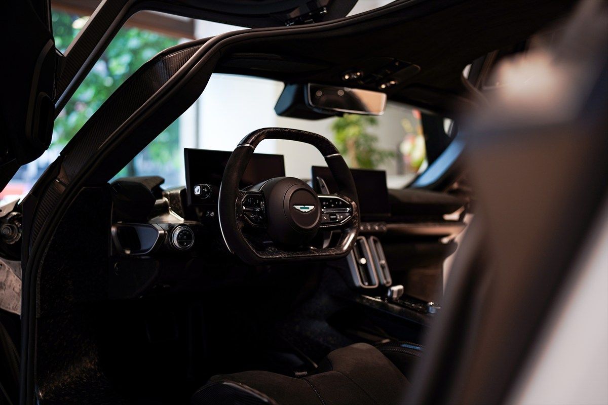 アストンマーティン「ヴァルハラ」（写真：Aston Martin）
