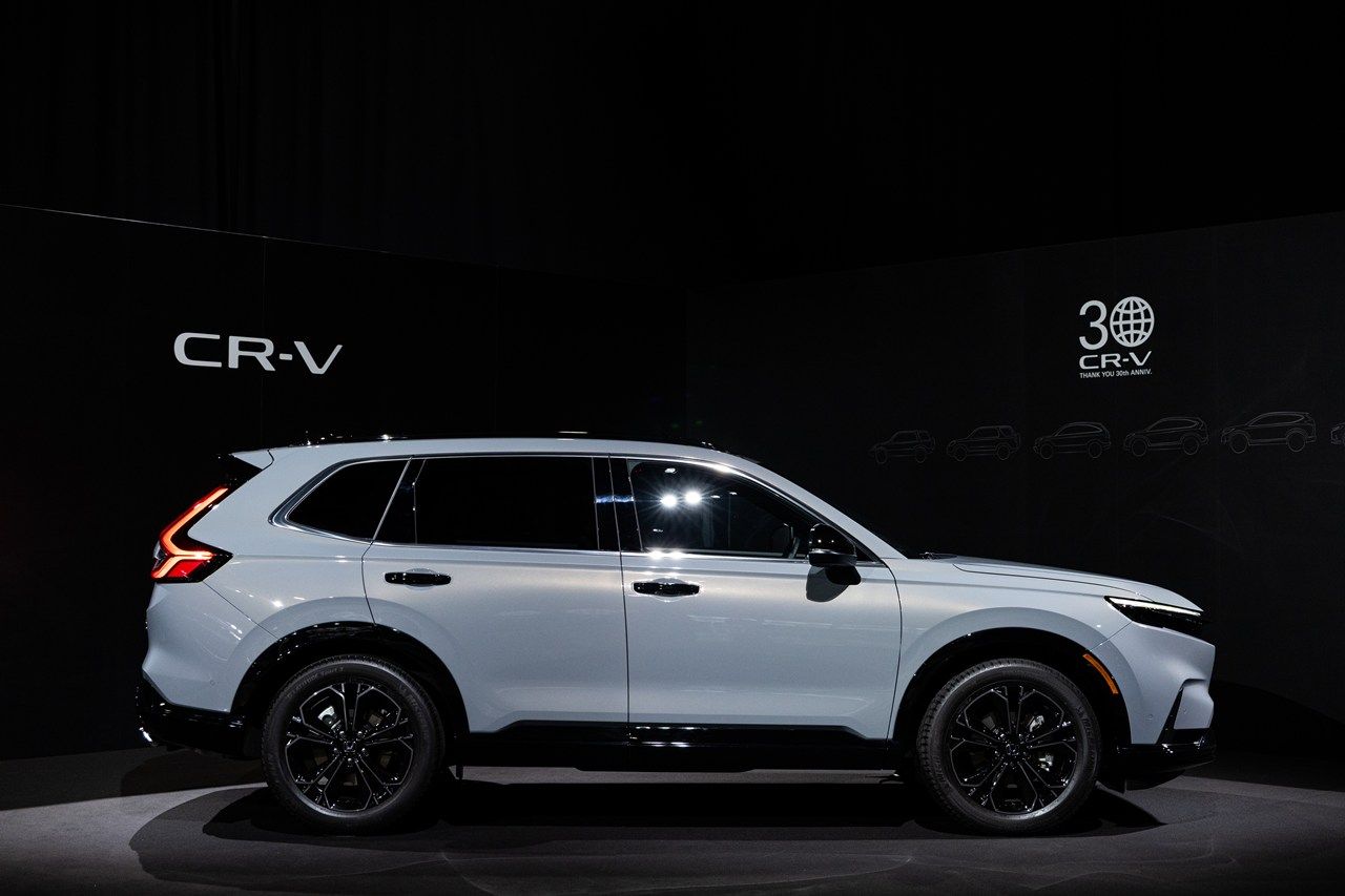 ホンダ新型「CR-V e:HEV」（写真：三木 宏章）