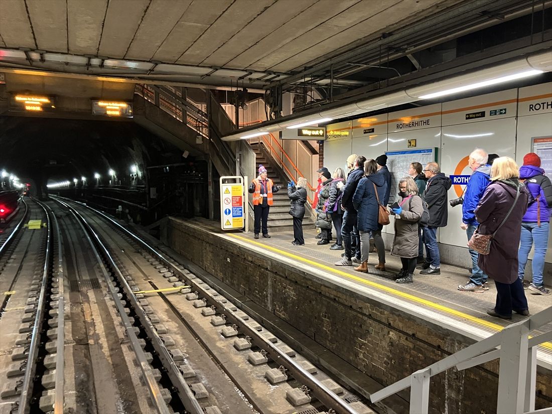 ロザーハイズ駅でツアーは終了。地上へと戻った（筆者撮影）