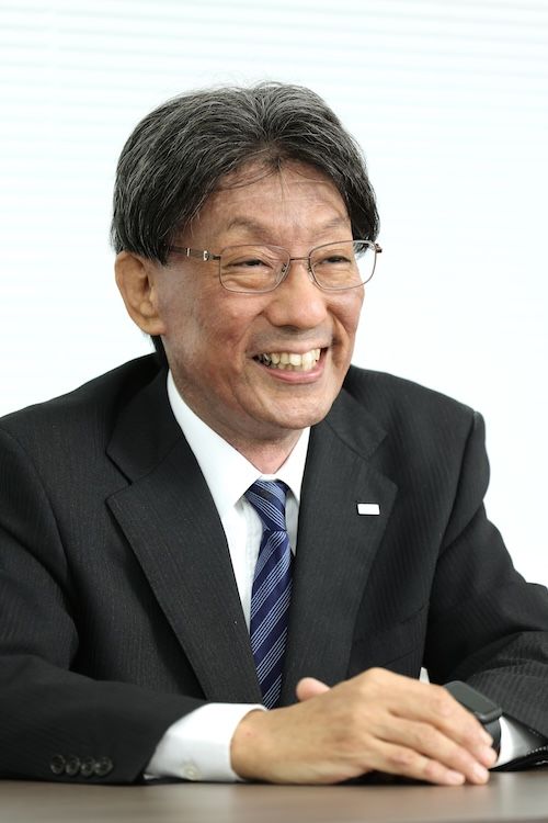 中村啓次氏