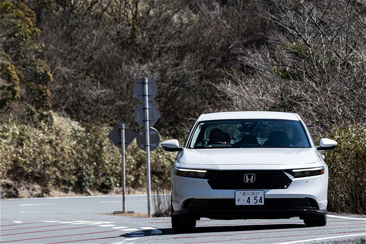 2024年3月8日に発売したホンダの新型「アコード」（写真：三木宏章）