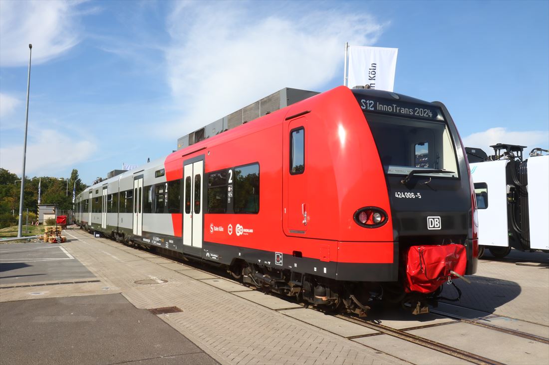 室内外更新でよみがえったドイツ鉄道424型電車（撮影：橋爪智之）