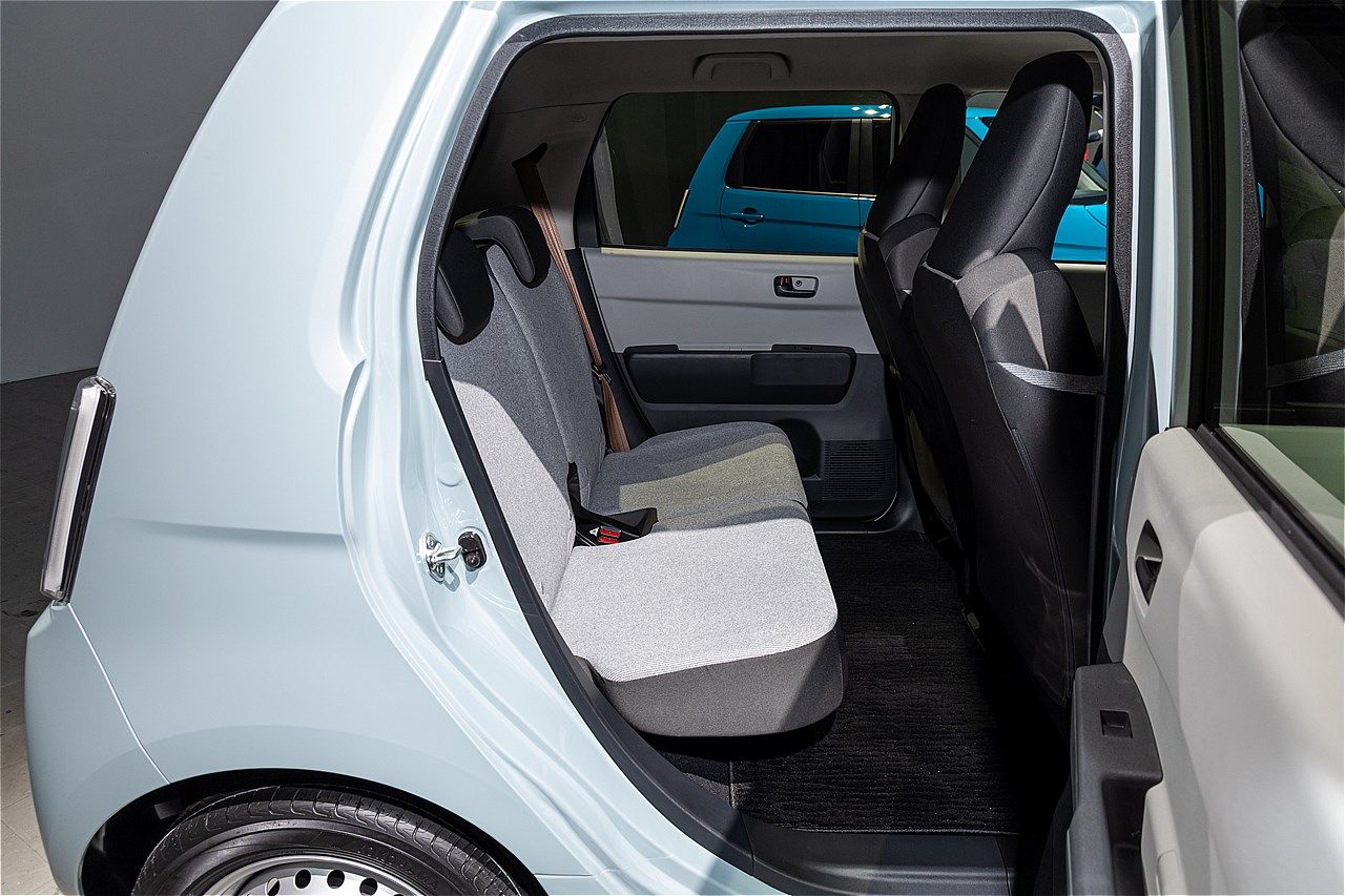 ホンダの新型軽自動車EV「N-ONE e:」（写真：三木 宏章）