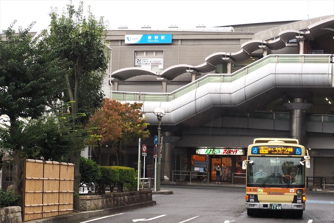 秦野市の玄関口、秦野駅（記者撮影）