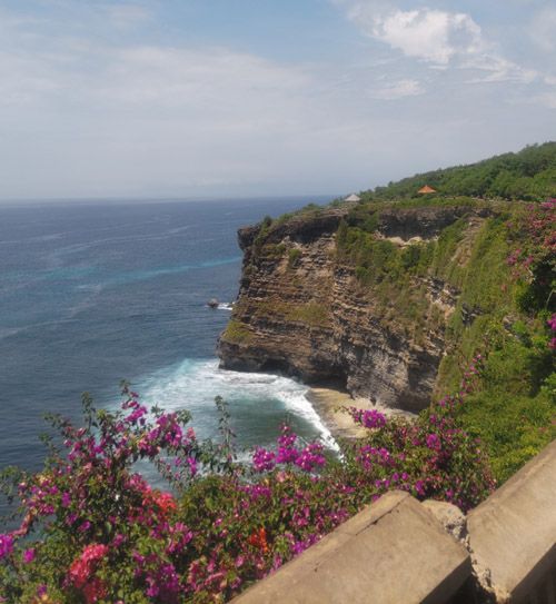 インドネシアのバリ島。国全体がサイゼリアみたいな物価なので、安心して渡航できる（筆者撮影）