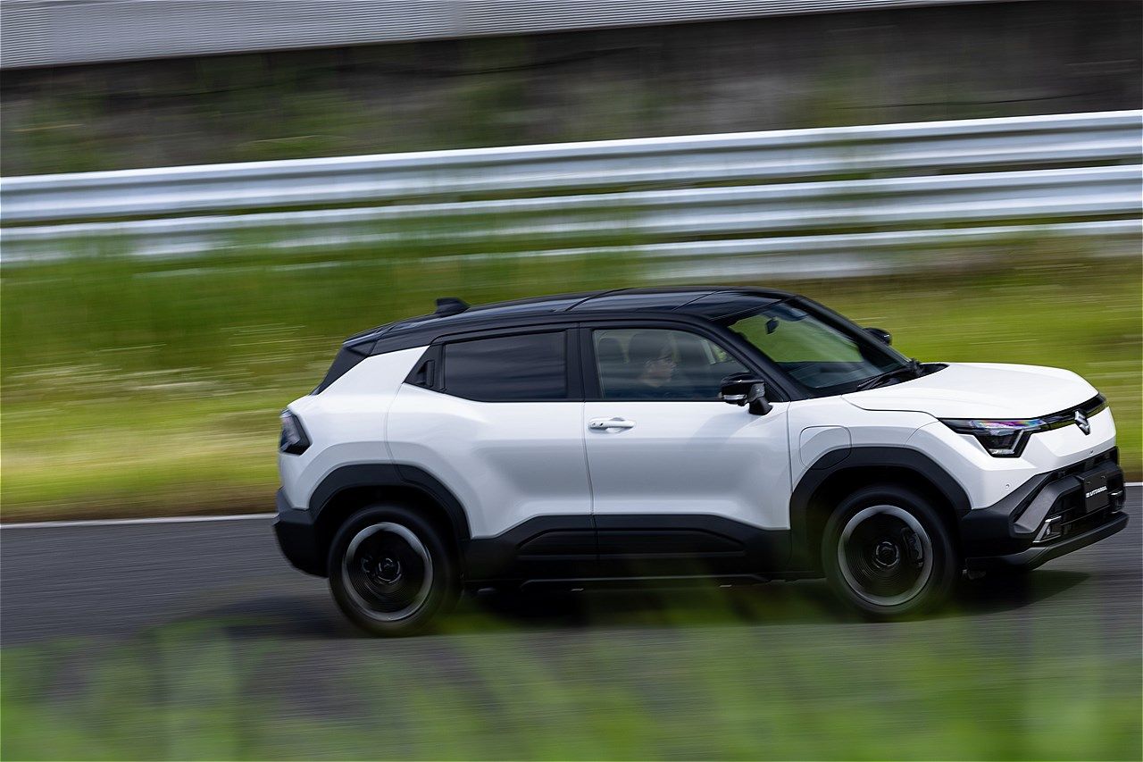 スズキの新型「eビターラ プロトタイプ」（写真：三木 宏章）