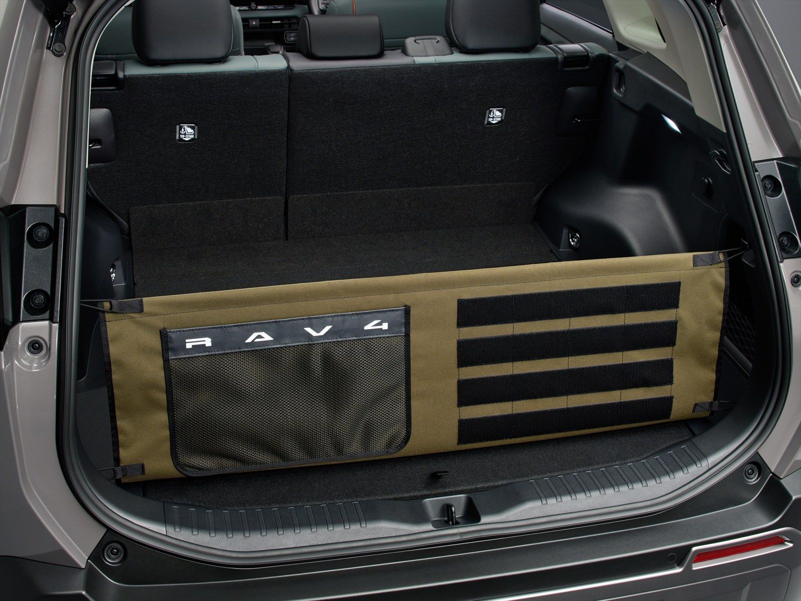 6代目トヨタ「RAV4」（写真：トヨタ自動車）