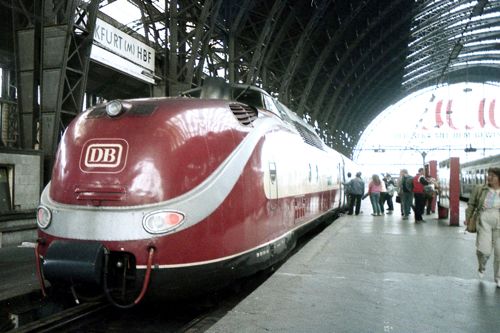 TEEに活躍したドイツの気動車は晩年も団体用として運転（1985年 筆者撮影）