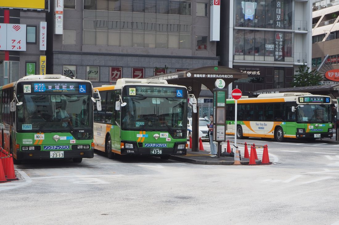 錦糸町駅前に乗り入れる都バスは黒字の系統が多い（記者撮影）