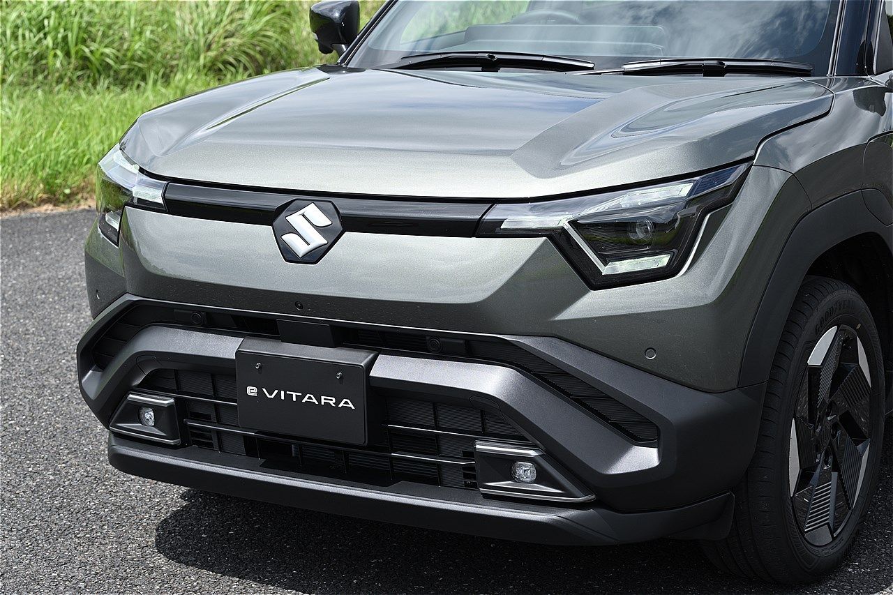 スズキの新型「eビターラ プロトタイプ」（写真：スズキ）