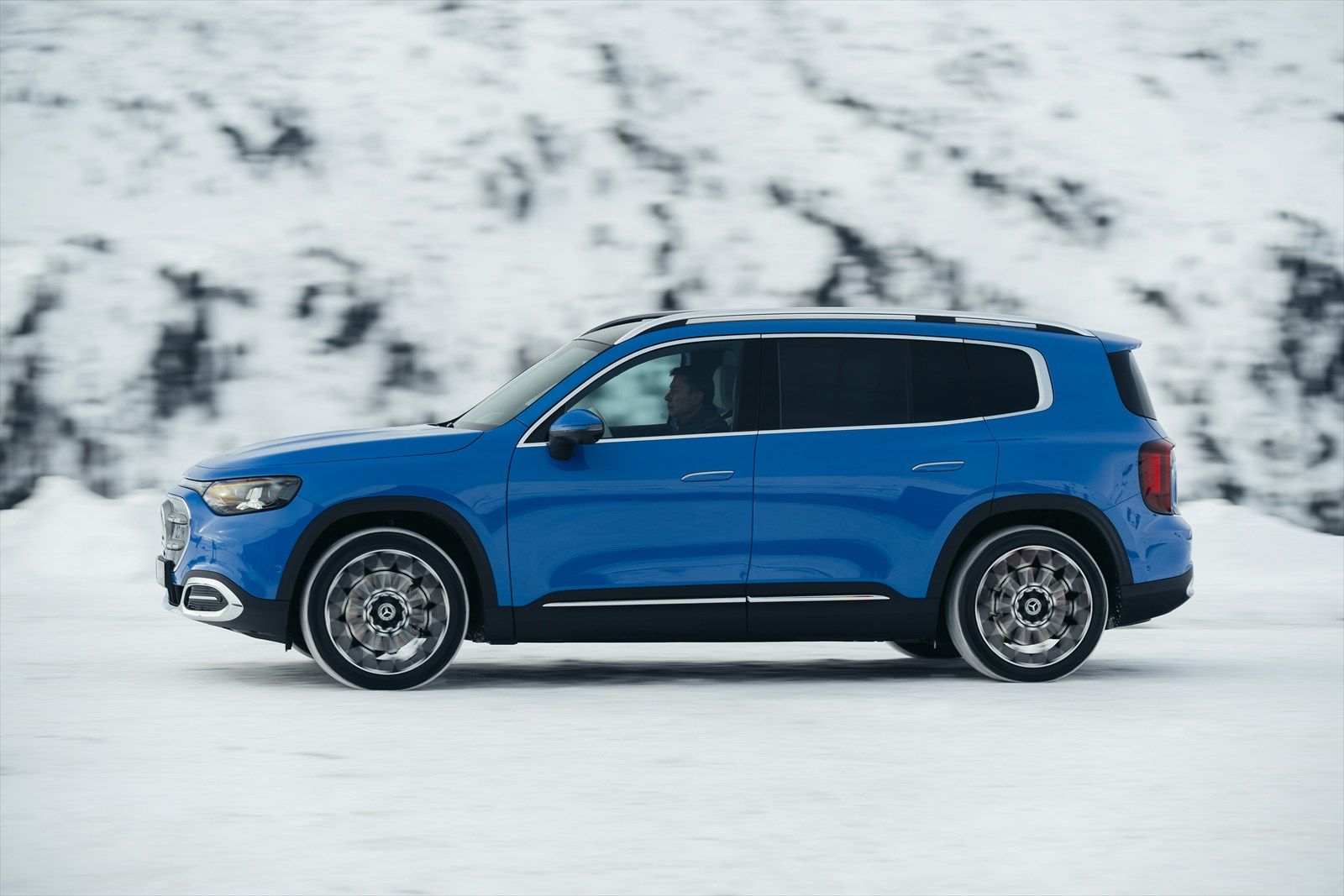 メルセデス・ベンツGLB（写真：Mercedes-Benz）