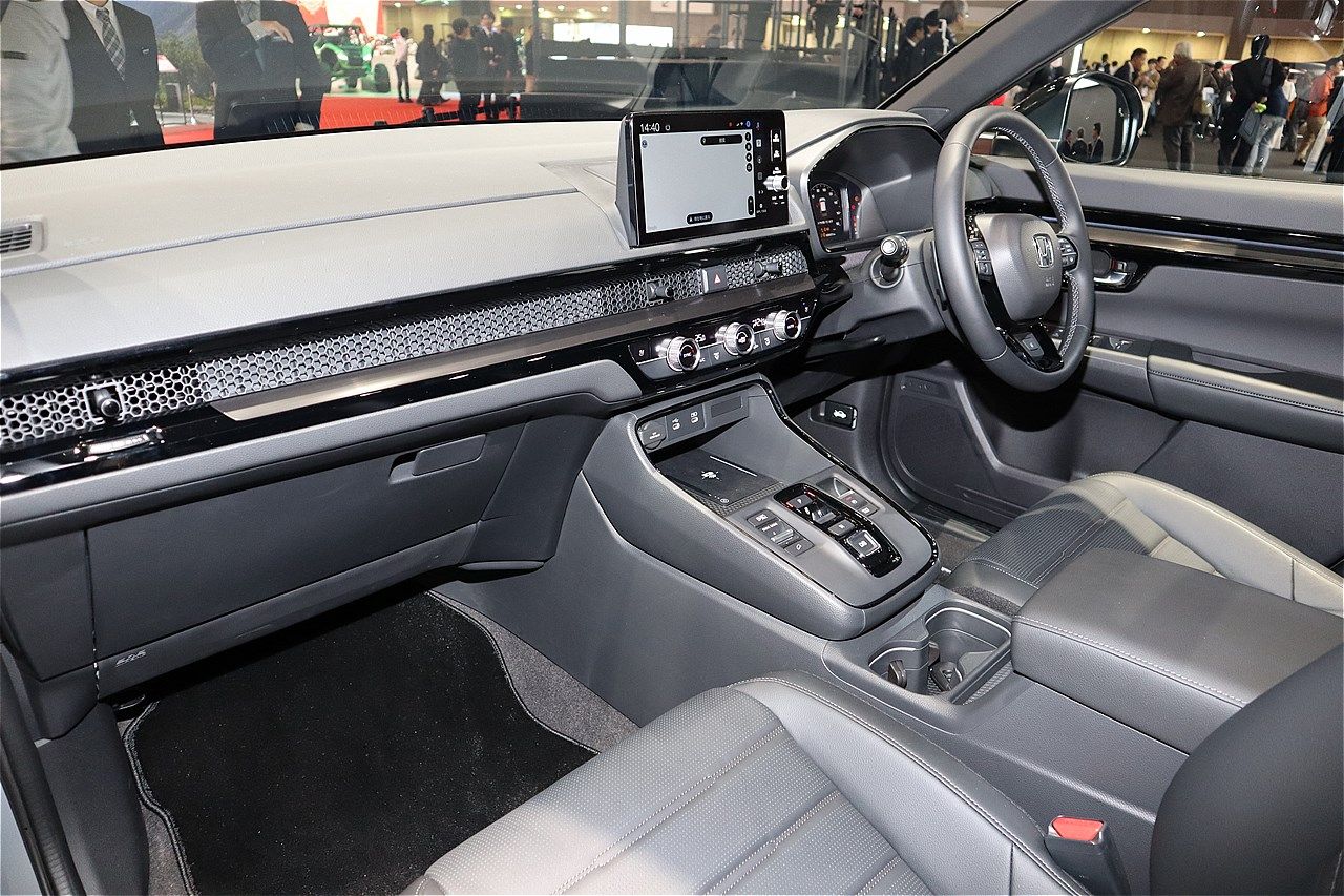ジャパンモビリティショー2025に展示されたホンダの新型「CR-V e:HEV」（筆者撮影）