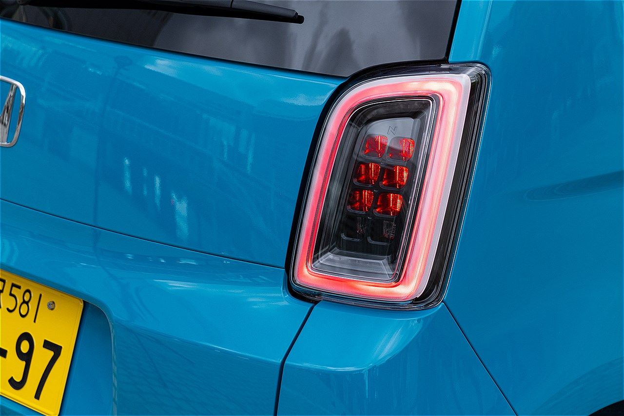 ホンダの軽乗用車クラスBEV「N-ONE e:」（写真：三木 宏章）