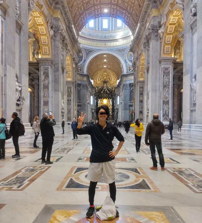 バチカン市国×YONEX（筆者撮影）