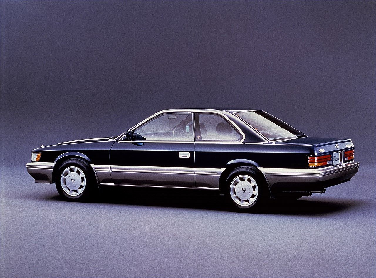 日産の2代目「レパード」（写真：日産自動車）