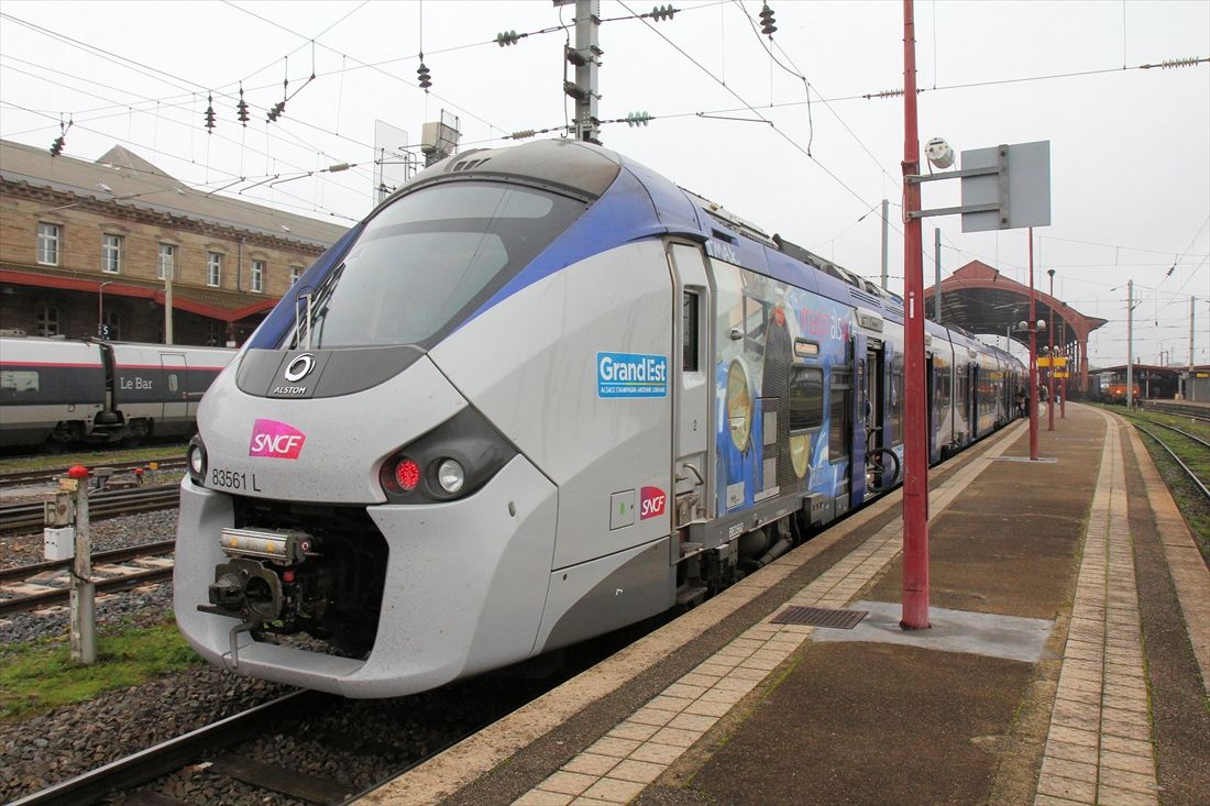 フランスのバイモード車両Regiolis B83500型（撮影：橋爪智之）
