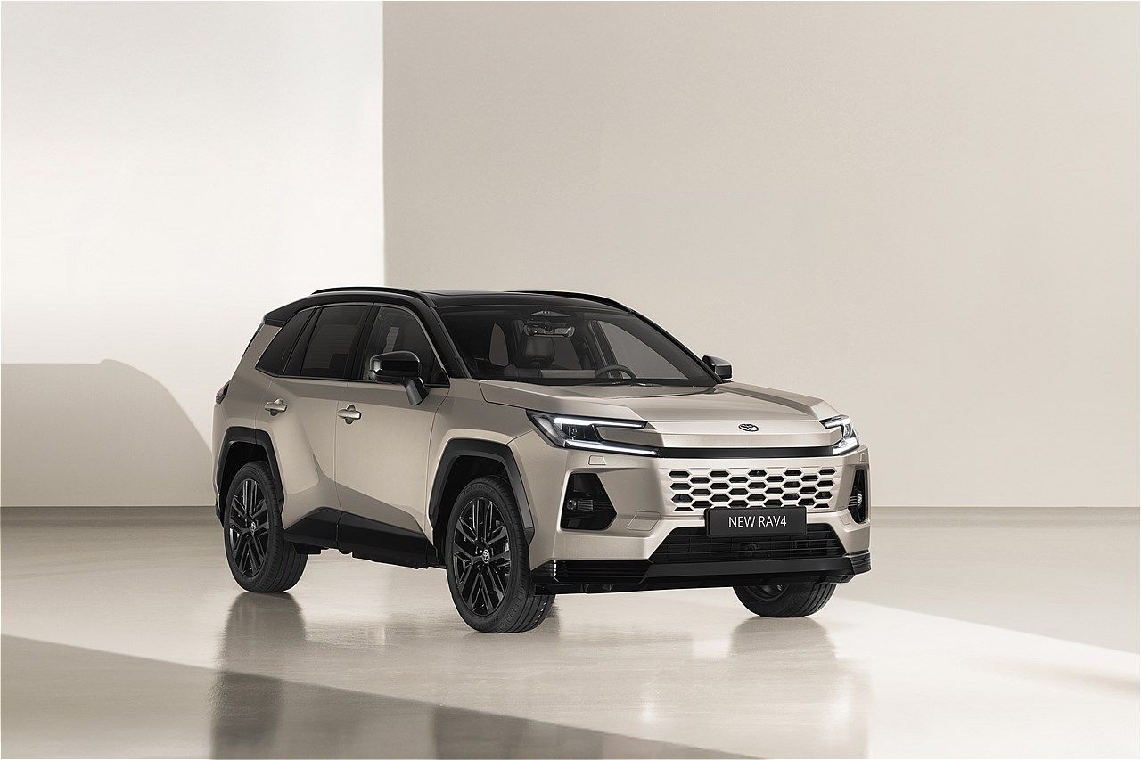 トヨタ新型「RAV4 CORE（プロトタイプ）」（写真：トヨタ自動車）