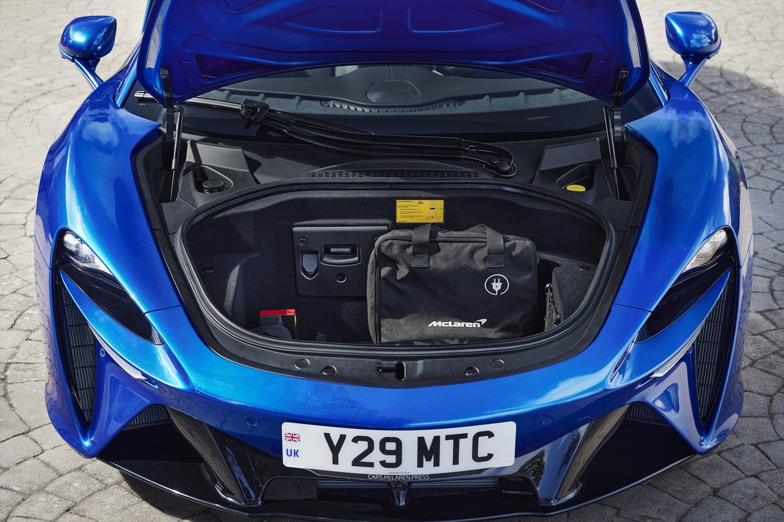 マクラーレン アルトゥーラ（写真：McLaren Automotive）