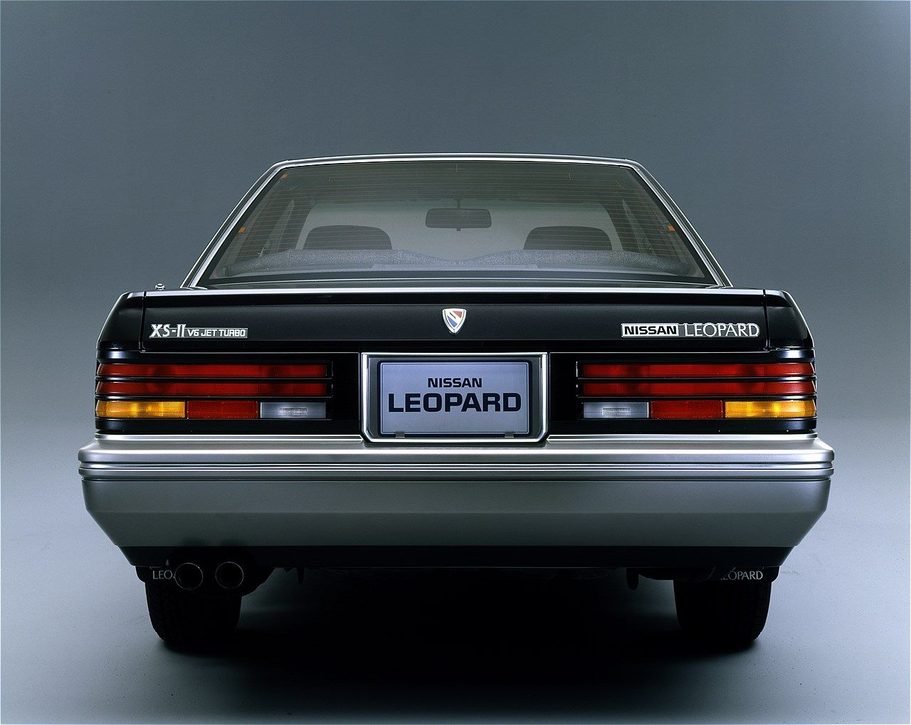日産の2代目「レパード」（写真：日産自動車）