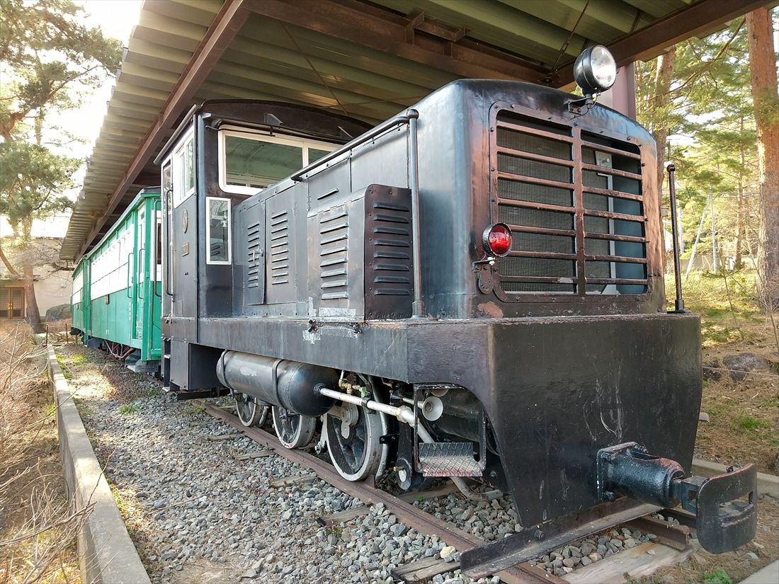 保存されている沼尻鉄道の車両（撮影：南正時）