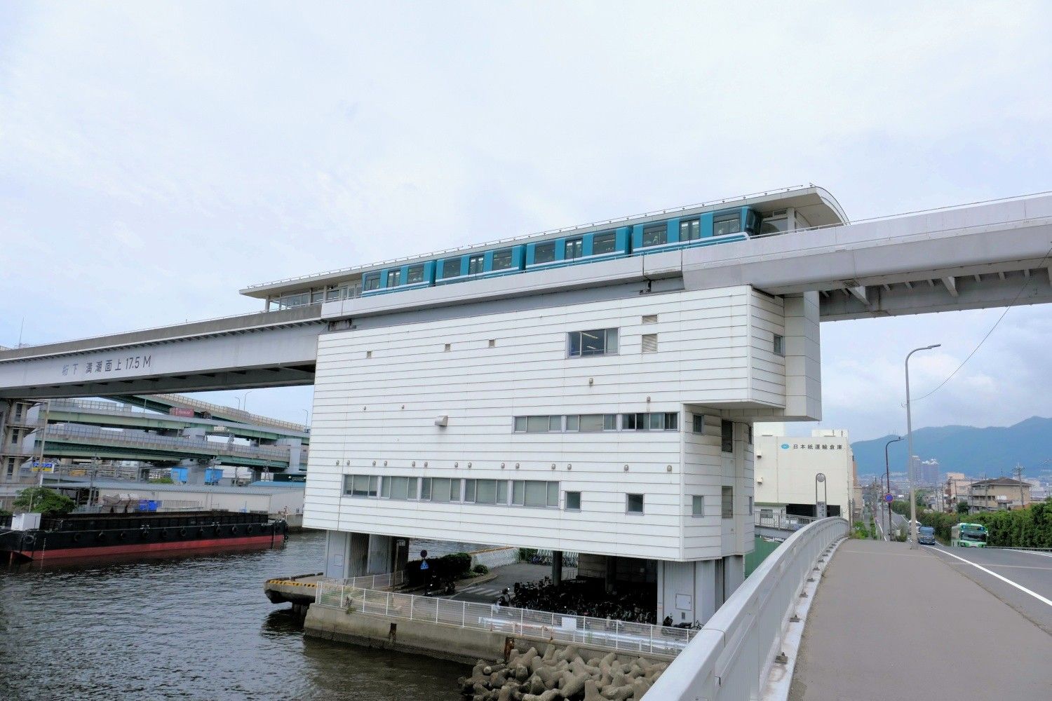 六甲ライナー 南魚崎駅