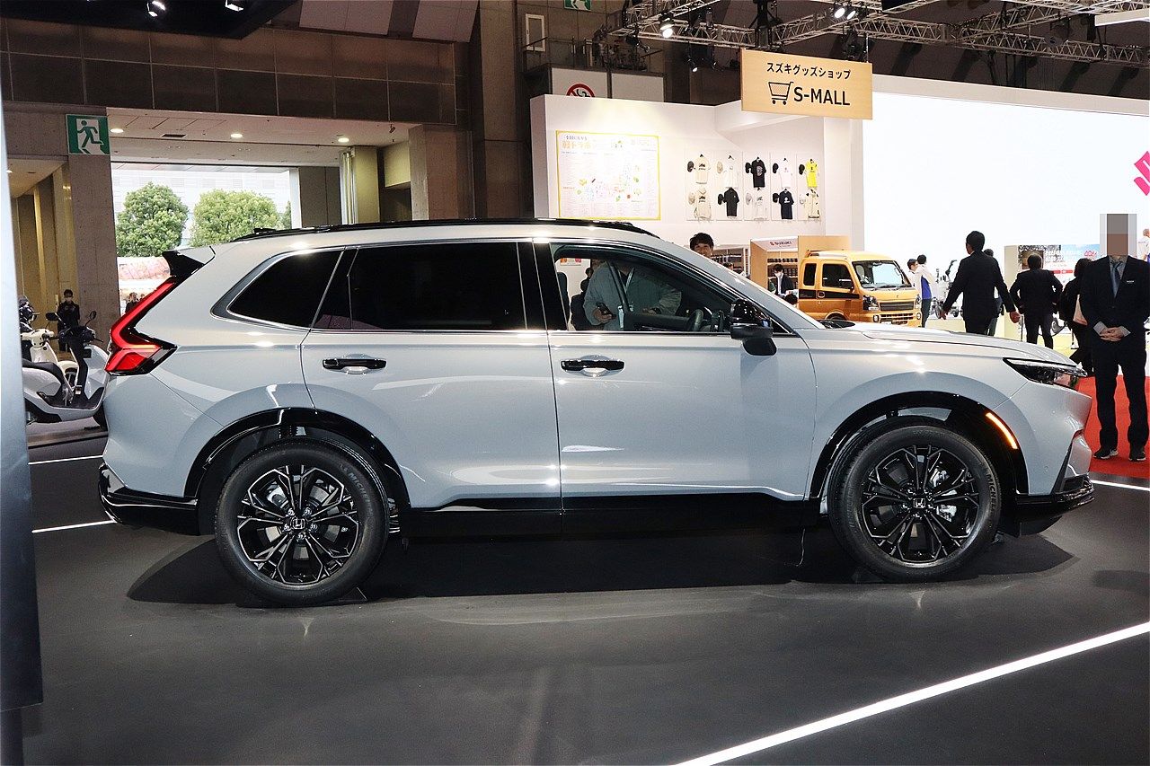 ジャパンモビリティショー2025に展示されたホンダの新型「CR-V e:HEV」（筆者撮影）