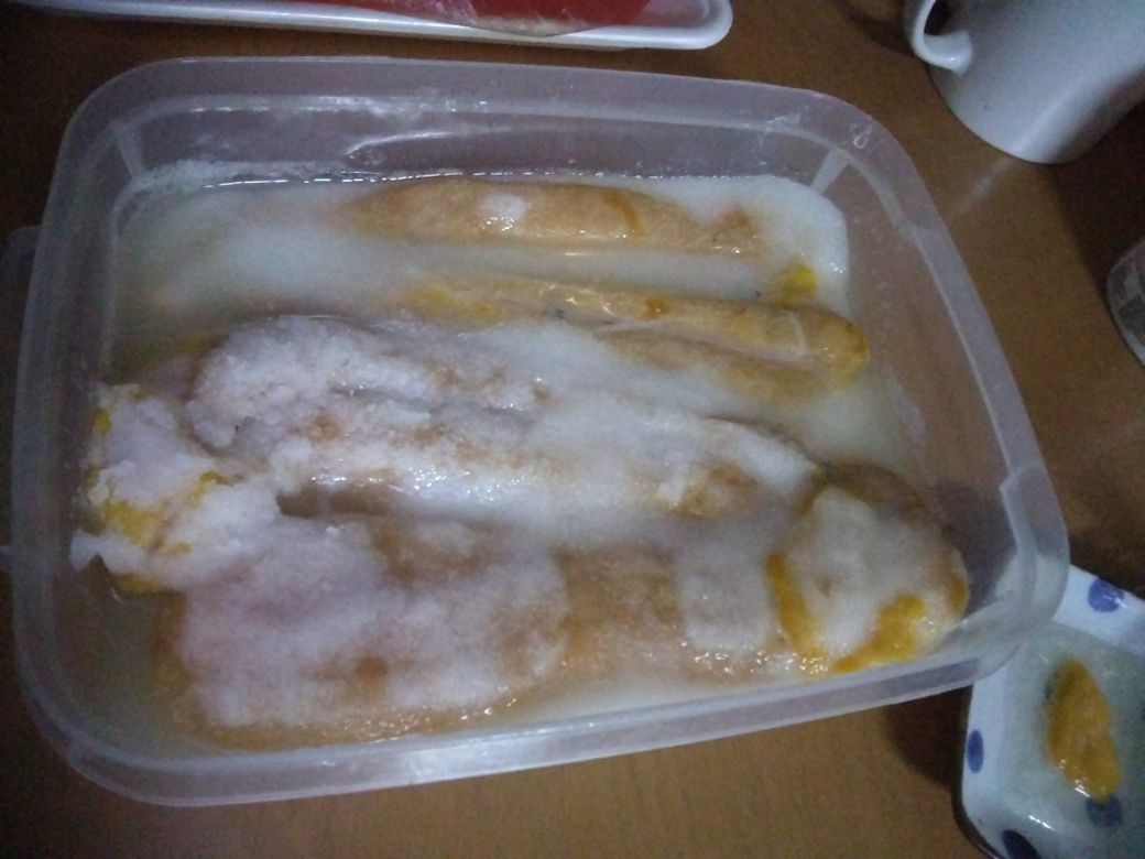 カラスミ作りの様子（写真：中山さん提供）