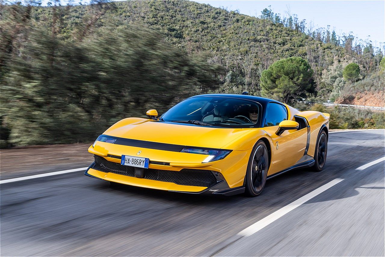 フェラーリの新型車「849テスタロッサ」（写真：Ferrari Japan）