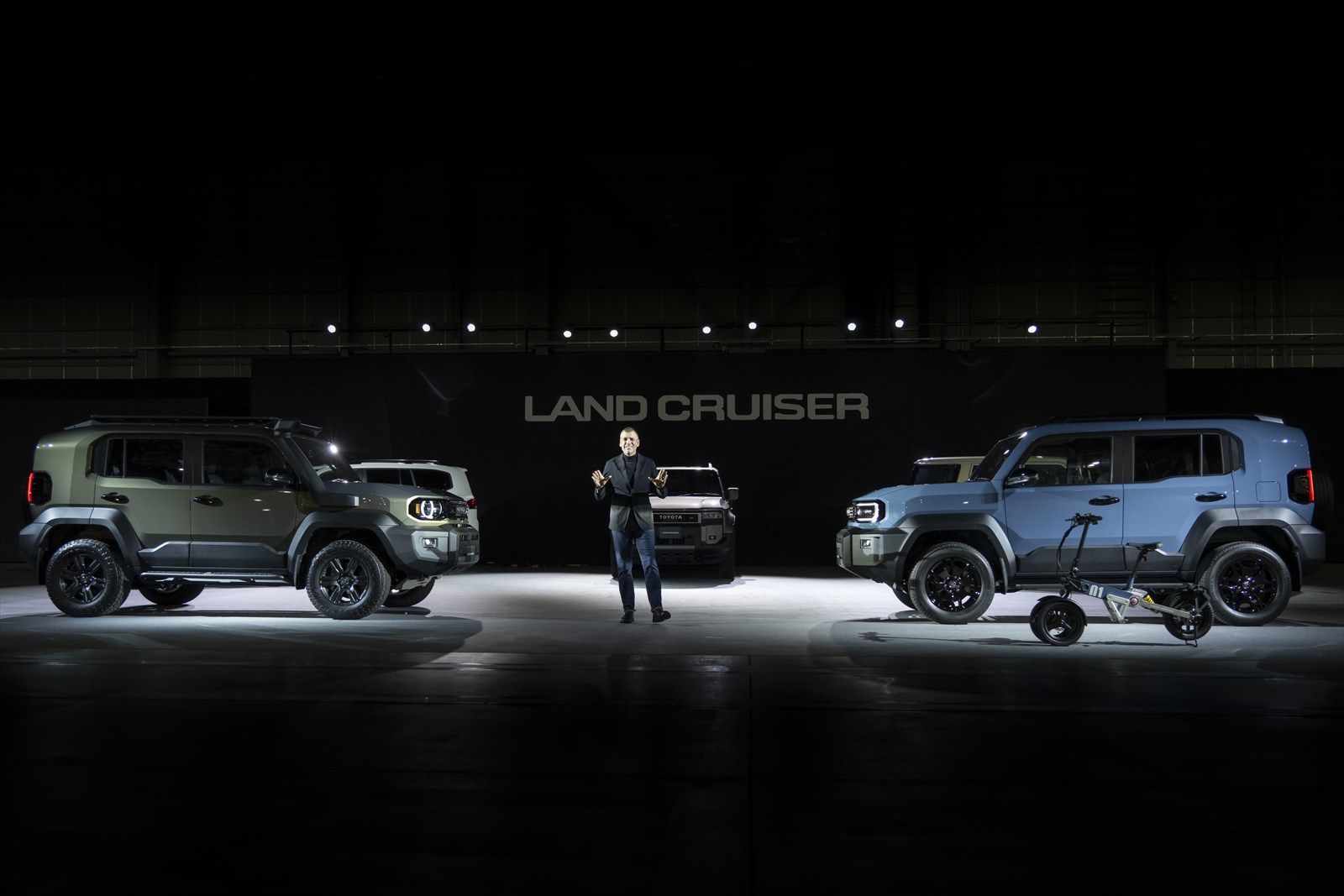 ランドクルーザーFJ（写真：トヨタ自動車）