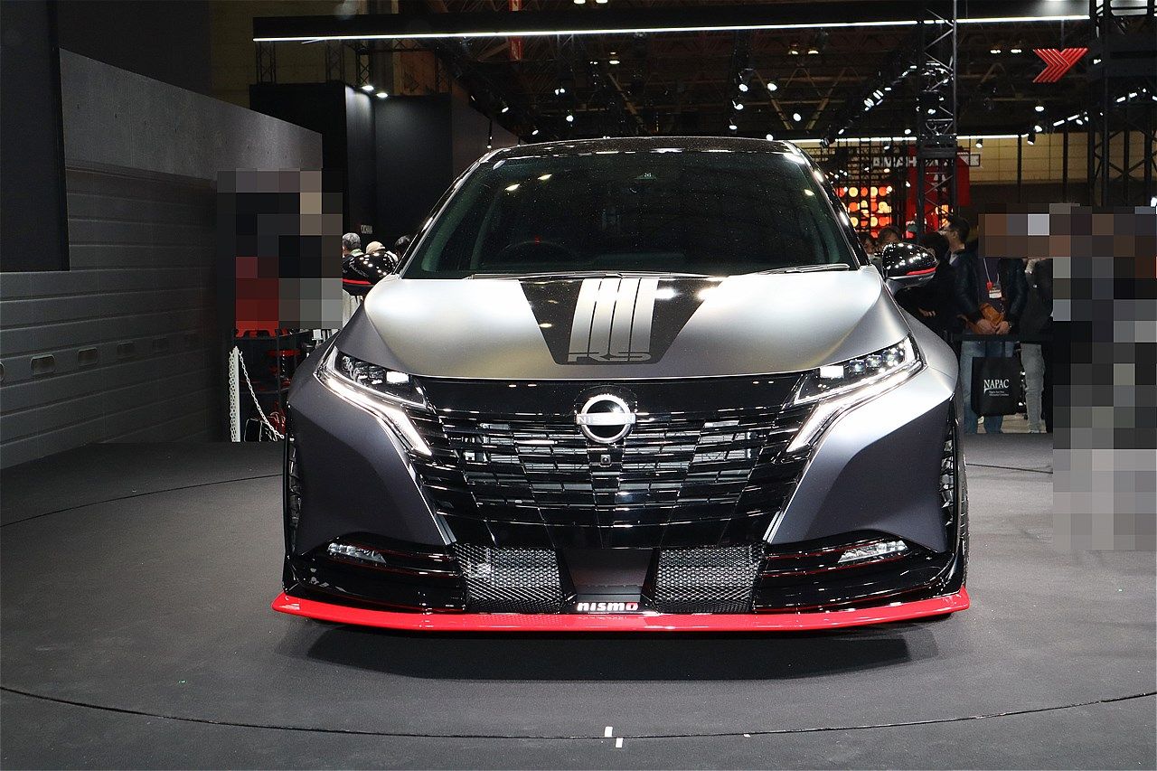 日産「オーラ ニスモRS コンセプト」（写真：筆者撮影）